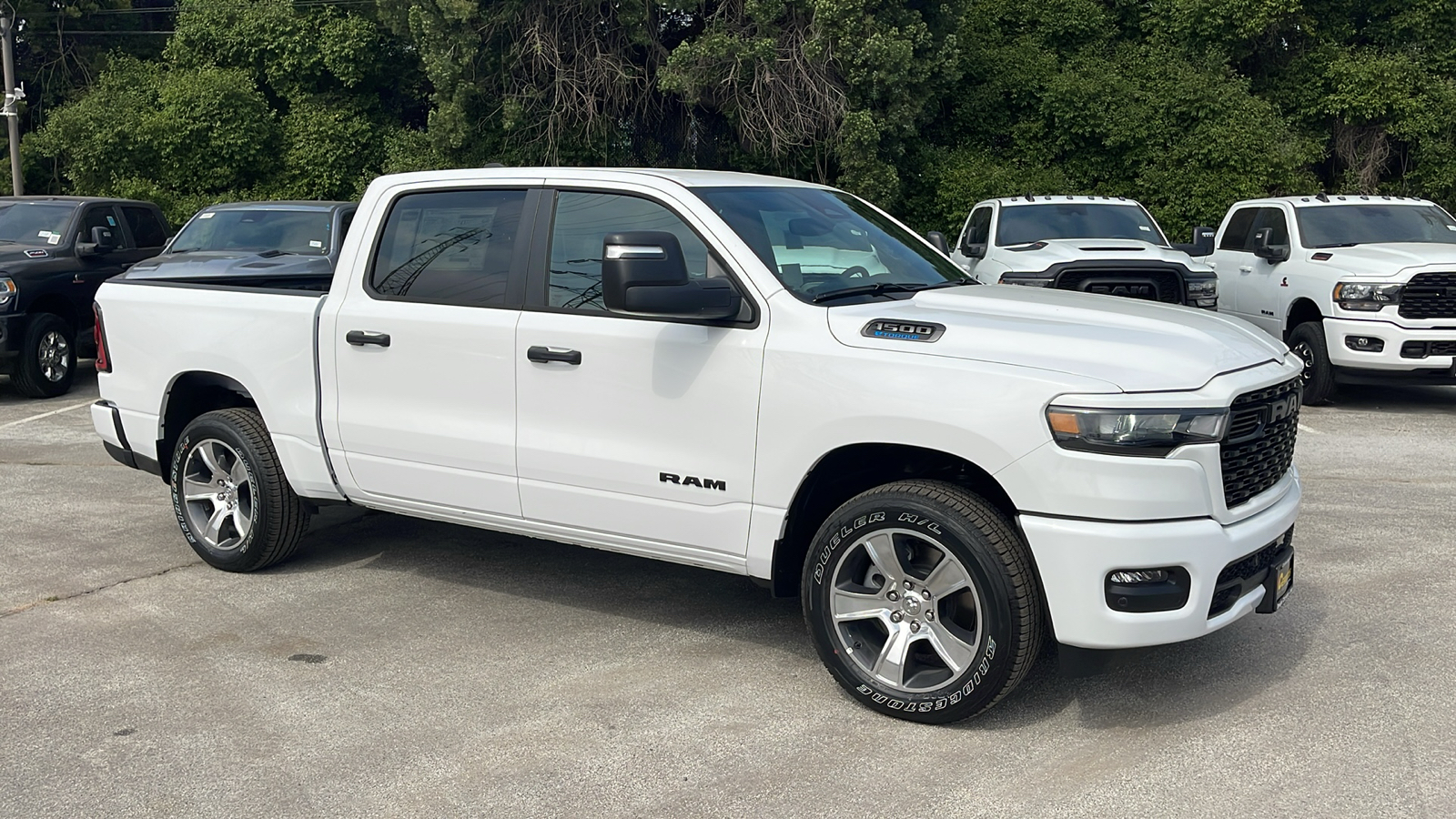 2025 Ram 1500 Tradesman 8