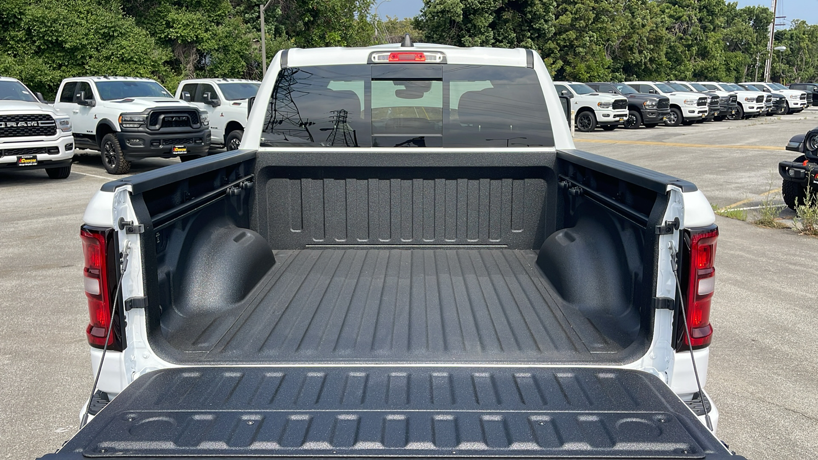 2025 Ram 1500 Tradesman 24