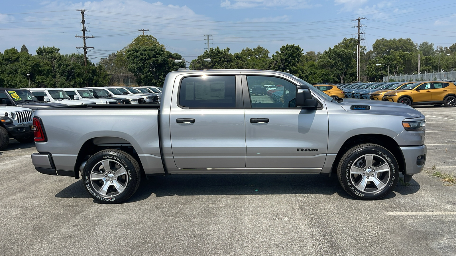 2025 Ram 1500 Tradesman 7