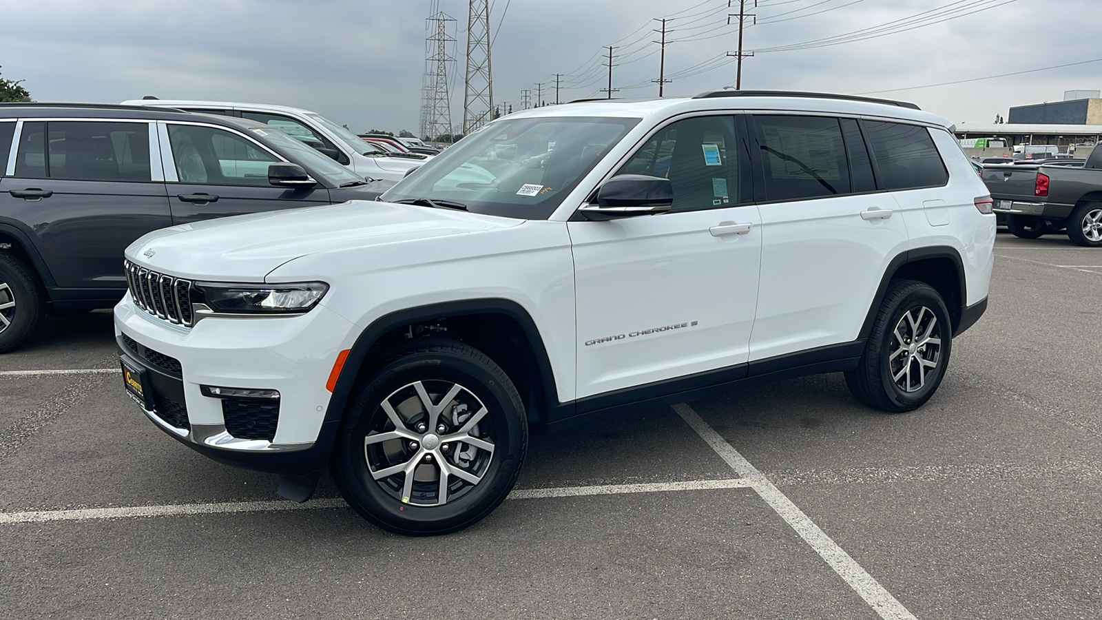 2025 Jeep Grand Cherokee L Limited 1