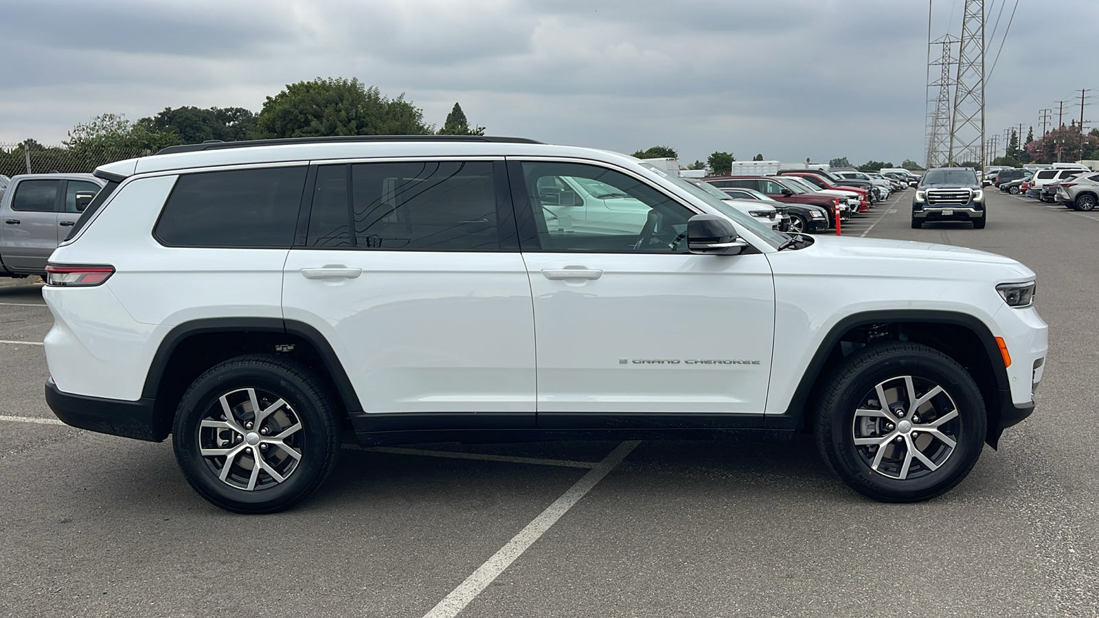 2025 Jeep Grand Cherokee L Limited 7