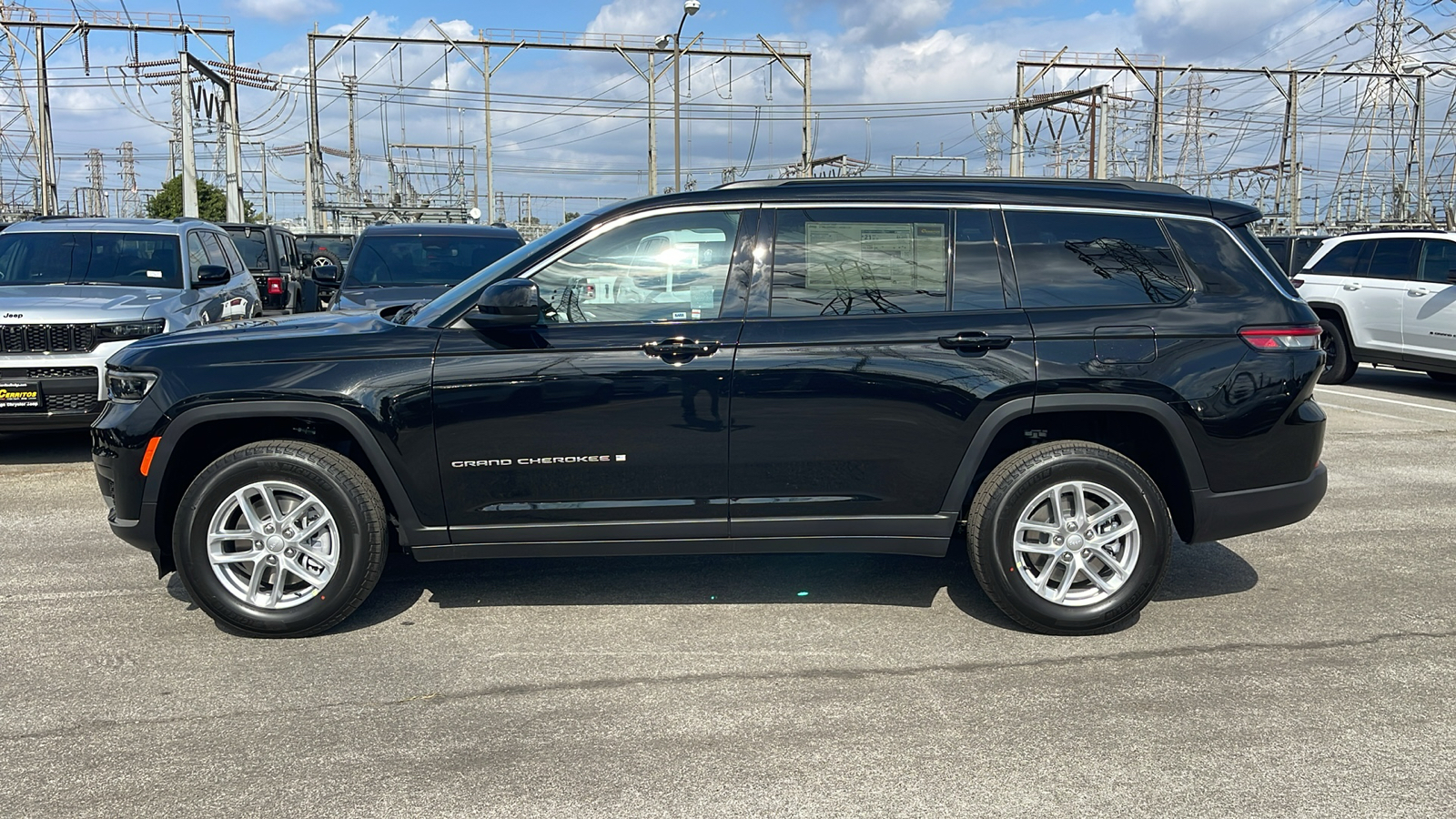 2025 Jeep Grand Cherokee L Laredo X 3