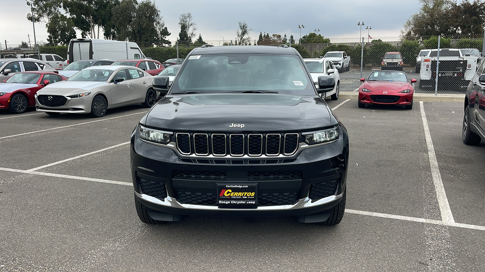 2025 Jeep Grand Cherokee L Laredo X 9