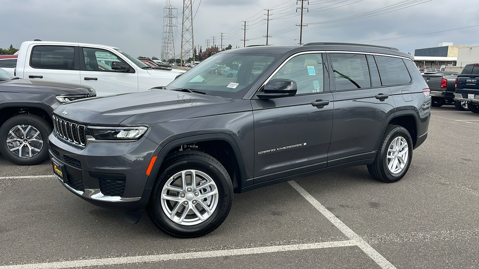 2025 Jeep Grand Cherokee L Laredo X 1