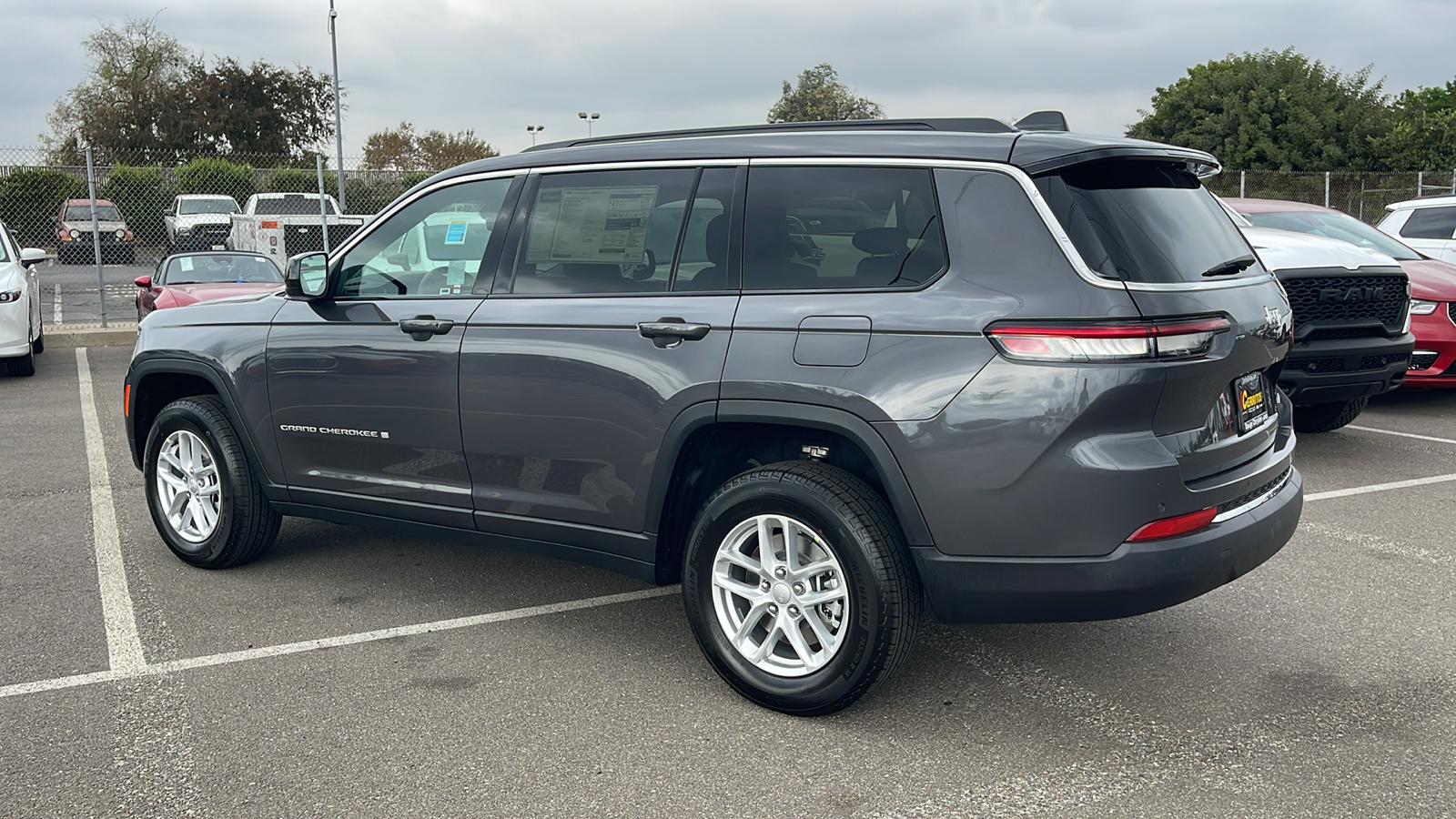 2025 Jeep Grand Cherokee L Laredo X 4