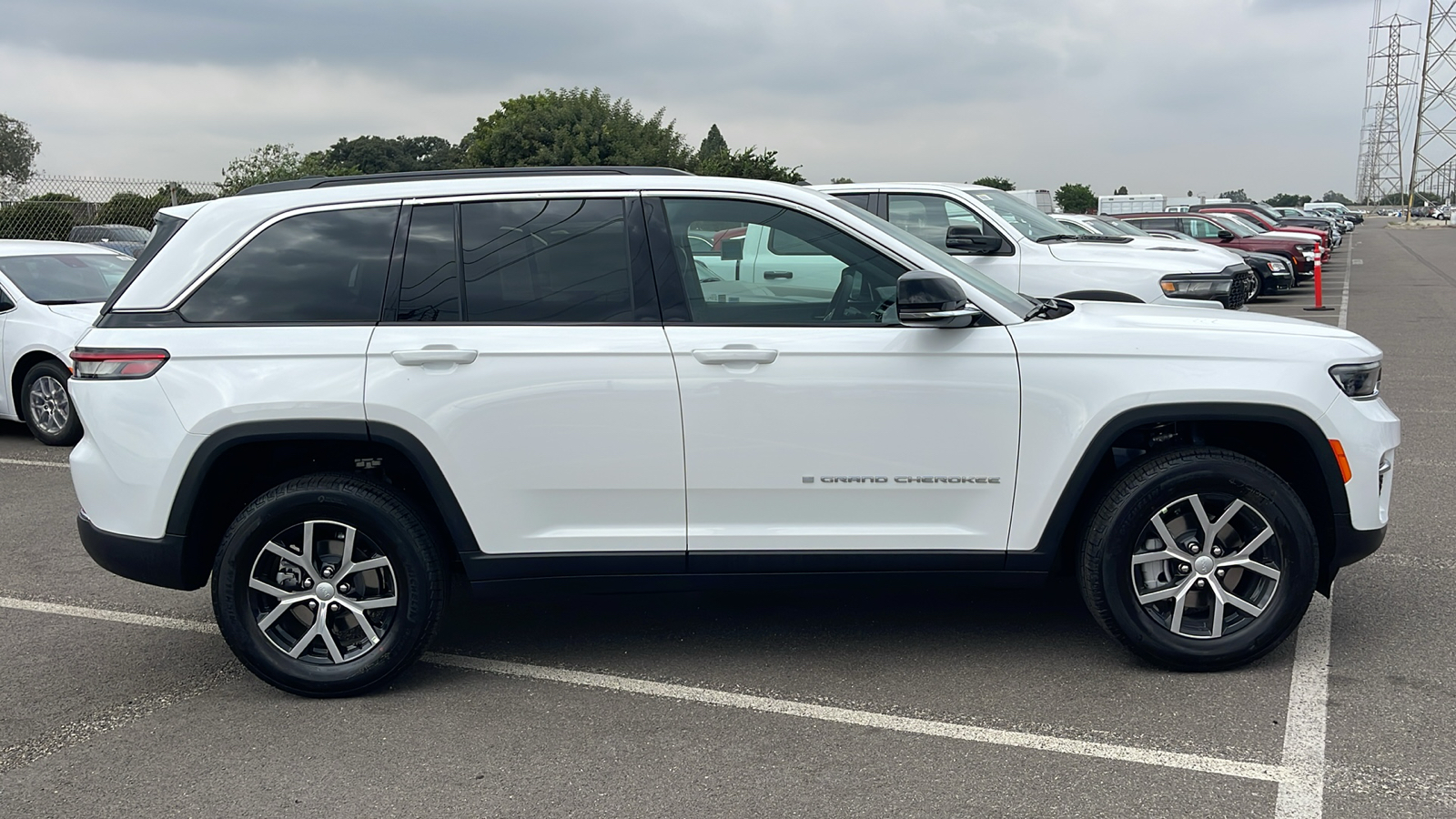 2025 Jeep Grand Cherokee Limited 7