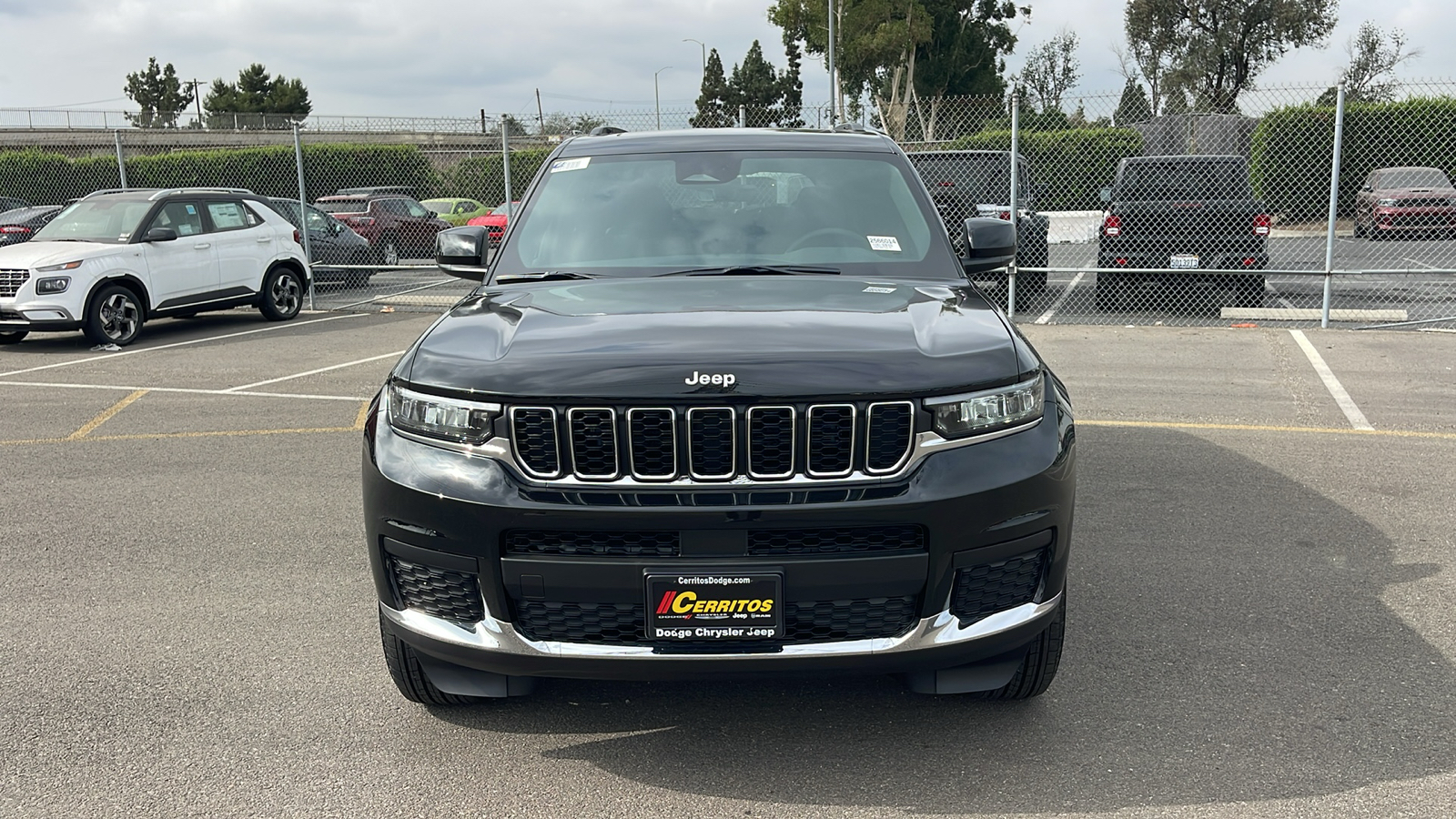 2025 Jeep Grand Cherokee L Laredo X 9