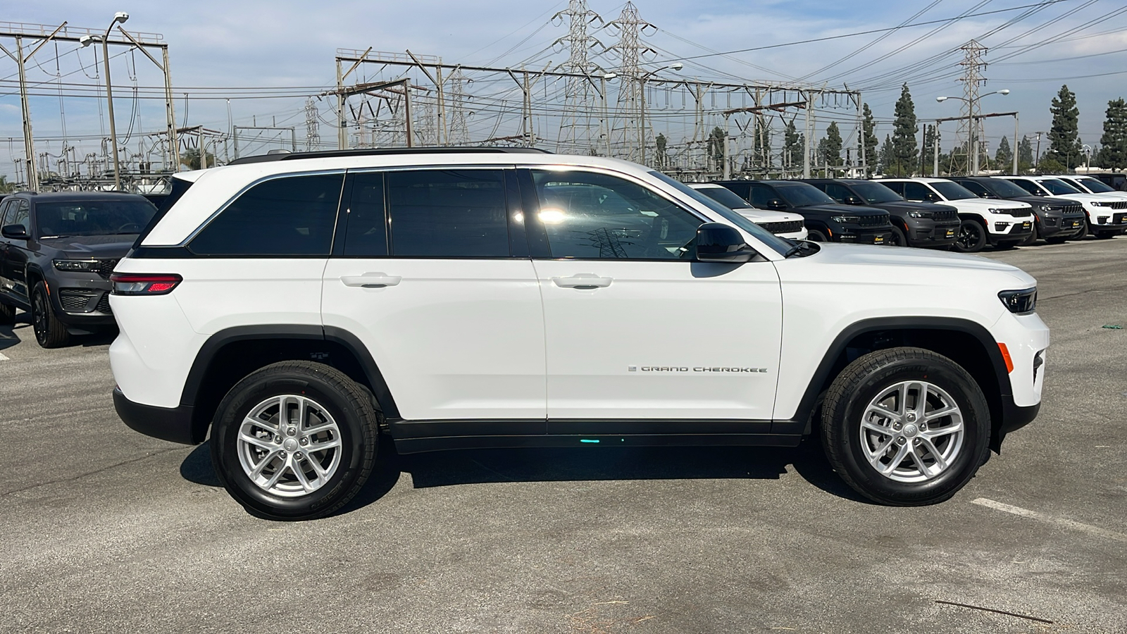 2025 Jeep Grand Cherokee Laredo X 7