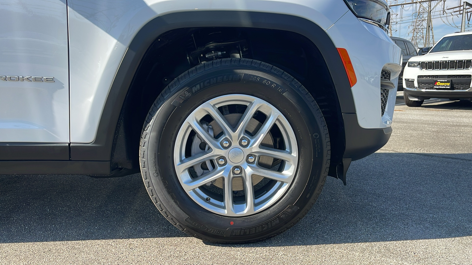 2025 Jeep Grand Cherokee Laredo X 28