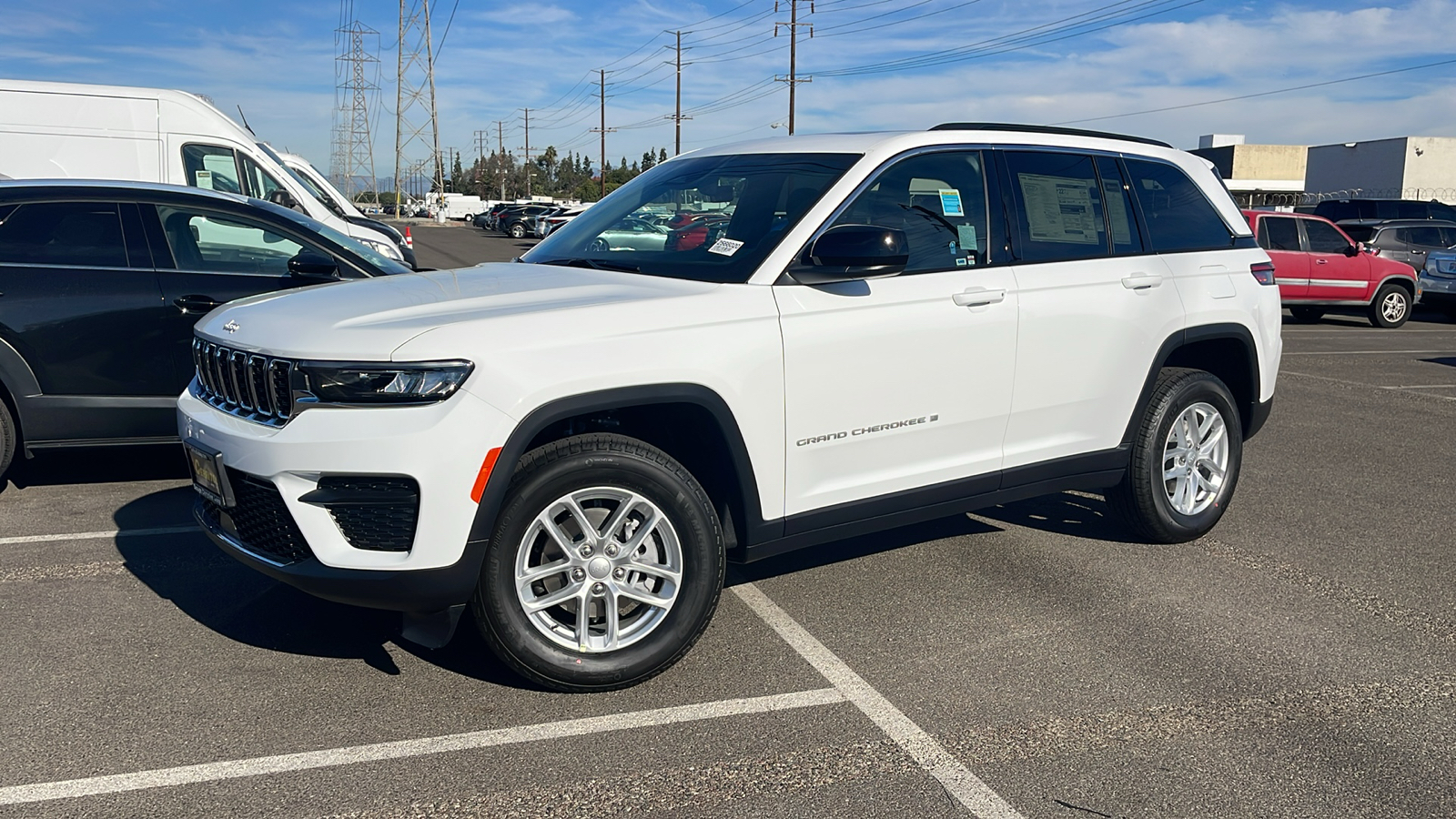 2025 Jeep Grand Cherokee  1