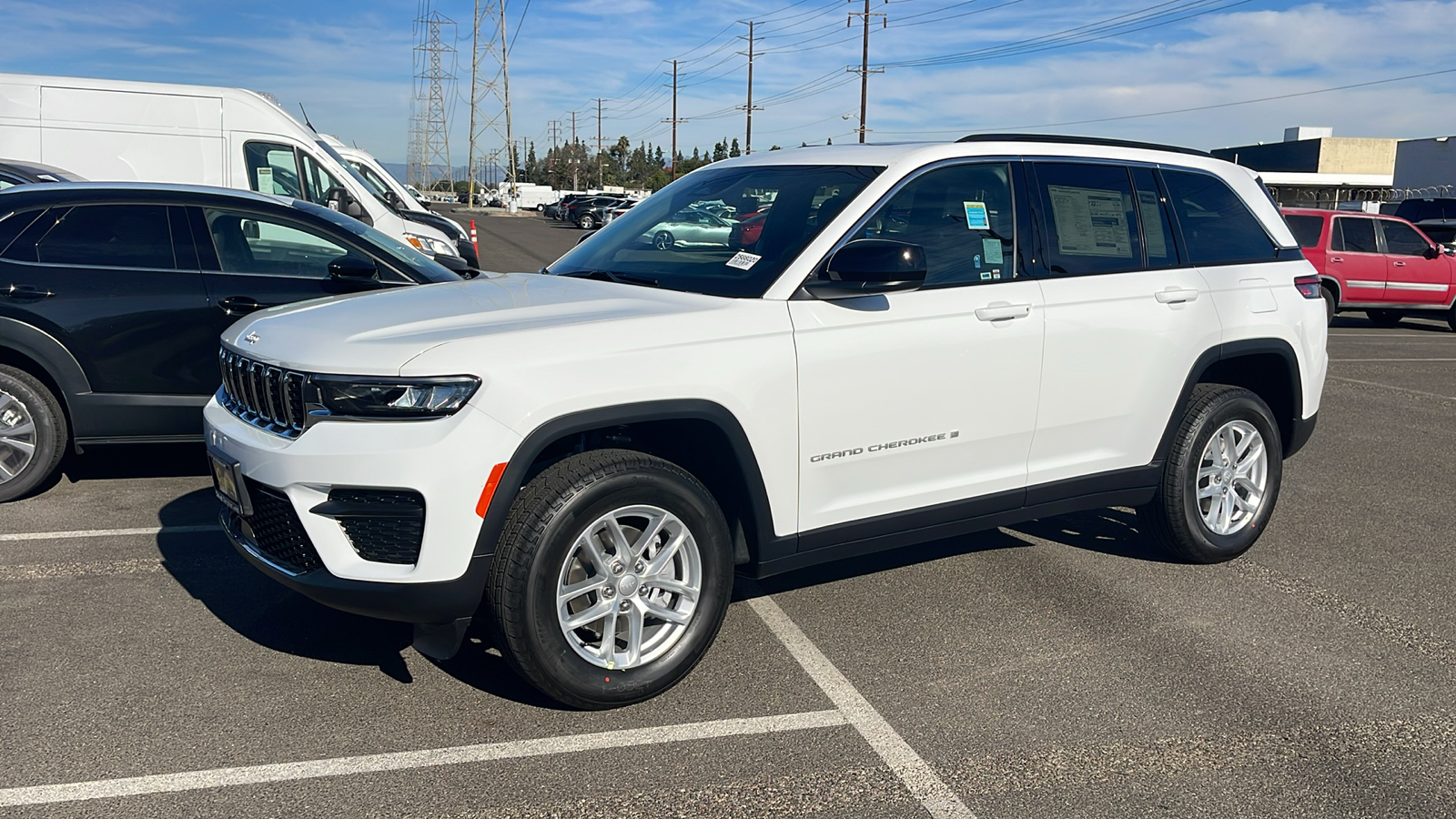 2025 Jeep Grand Cherokee  2