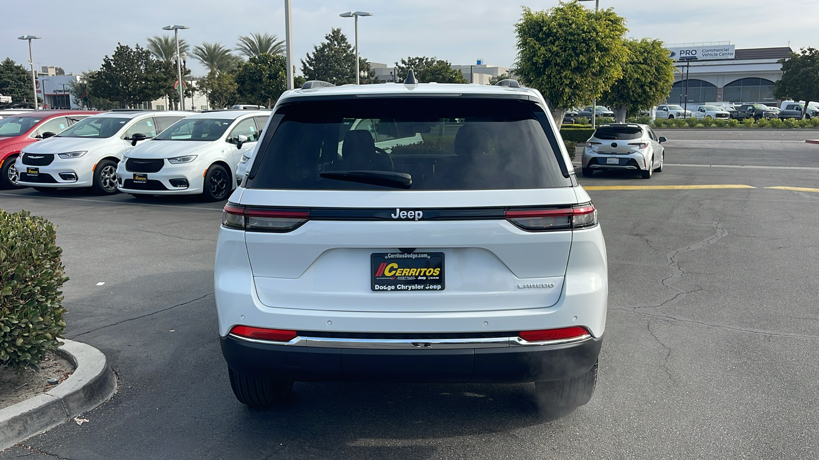 2025 Jeep Grand Cherokee  5