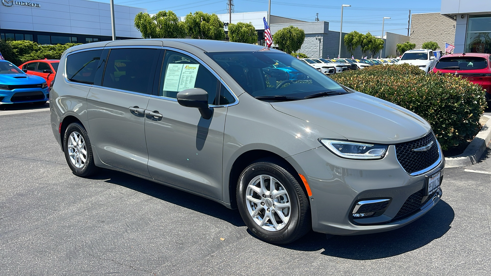 2023 Chrysler Pacifica Touring L 8