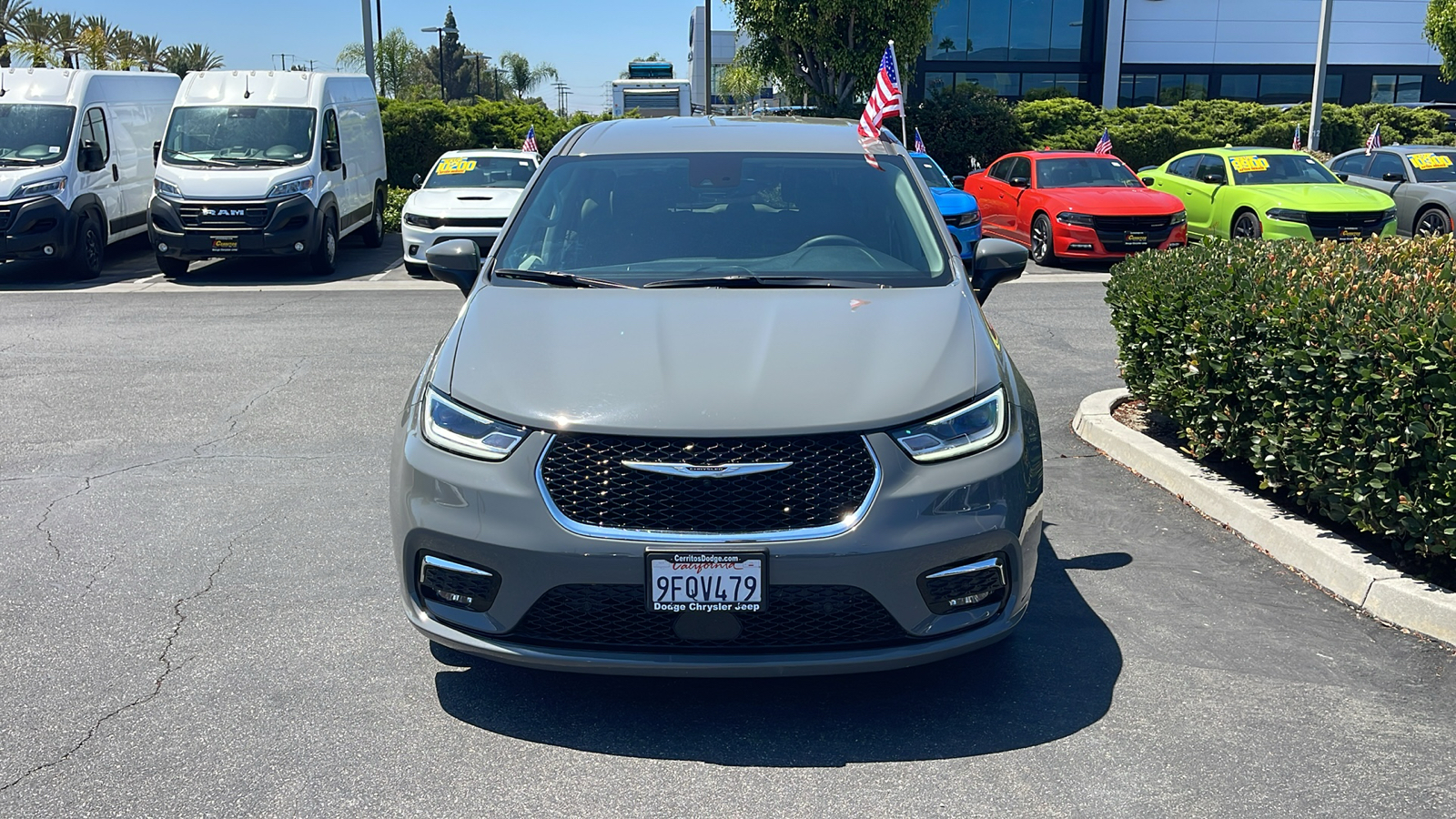 2023 Chrysler Pacifica Touring L 9