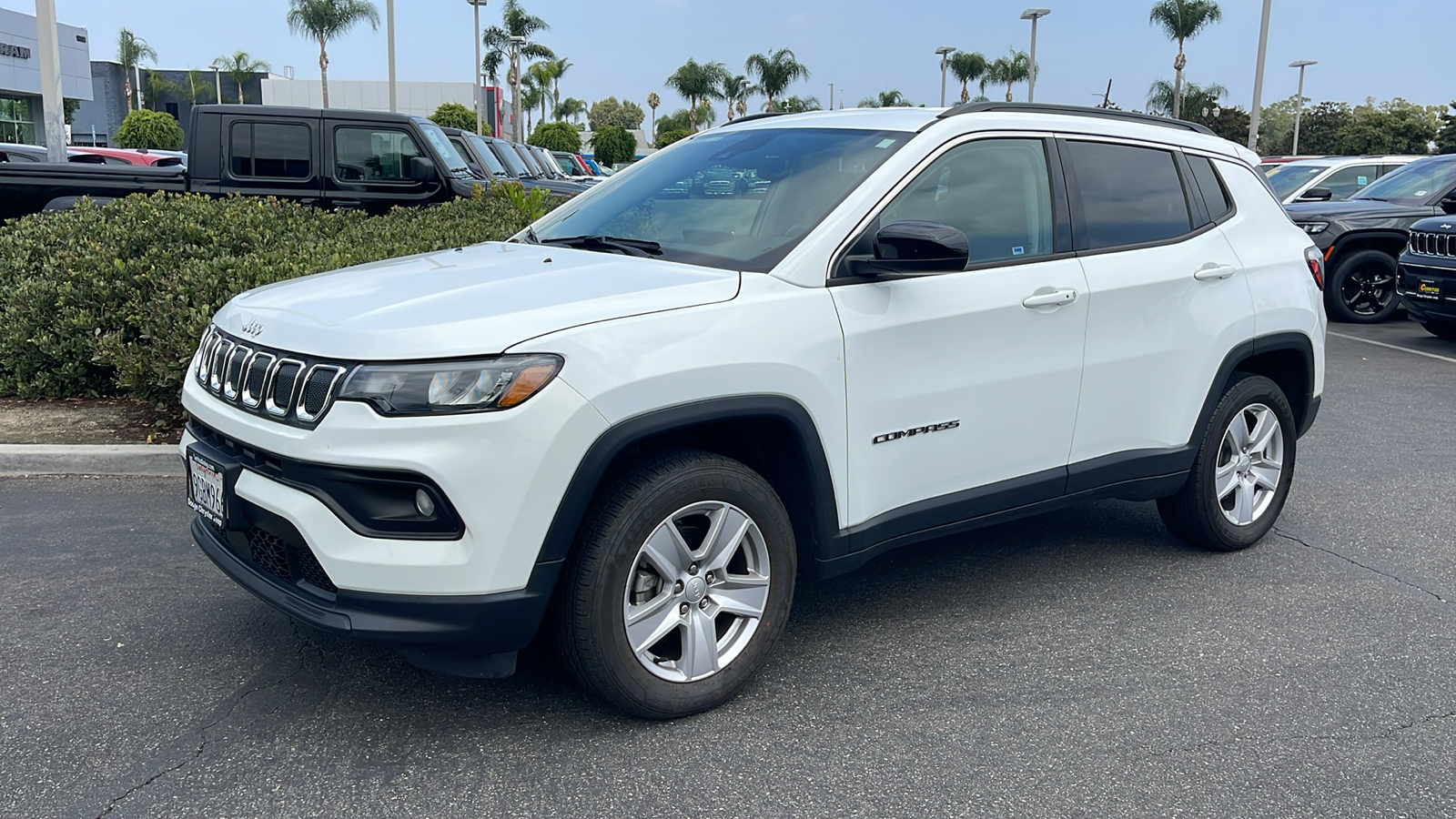 2022 Jeep Compass  2