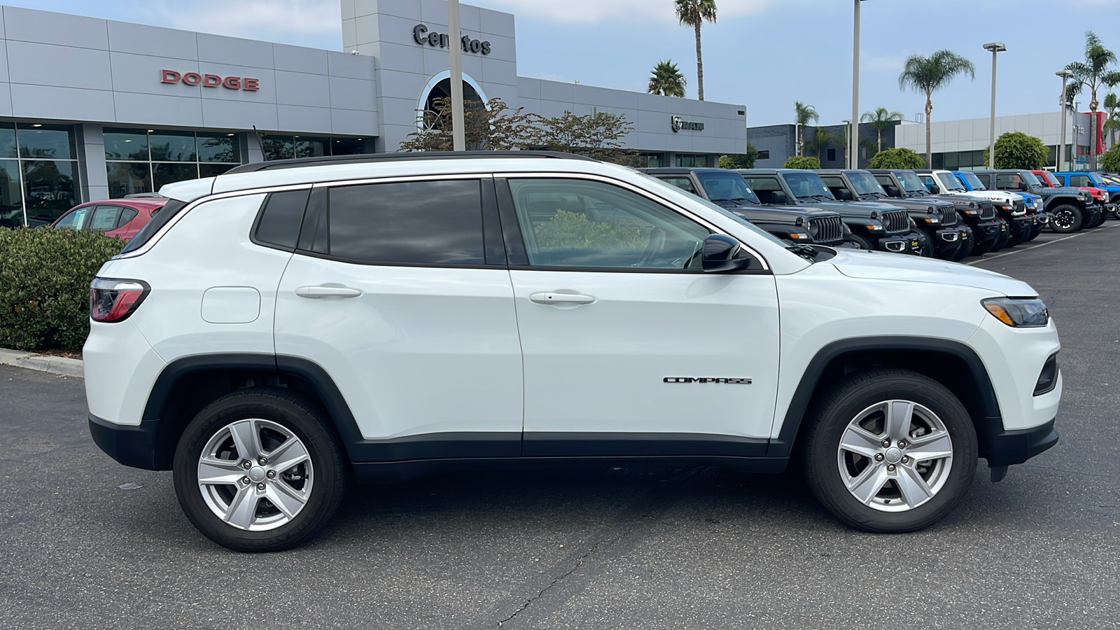 2022 Jeep Compass  7