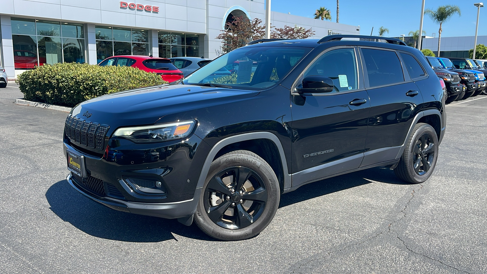 2023 Jeep Cherokee Altitude Lux 1