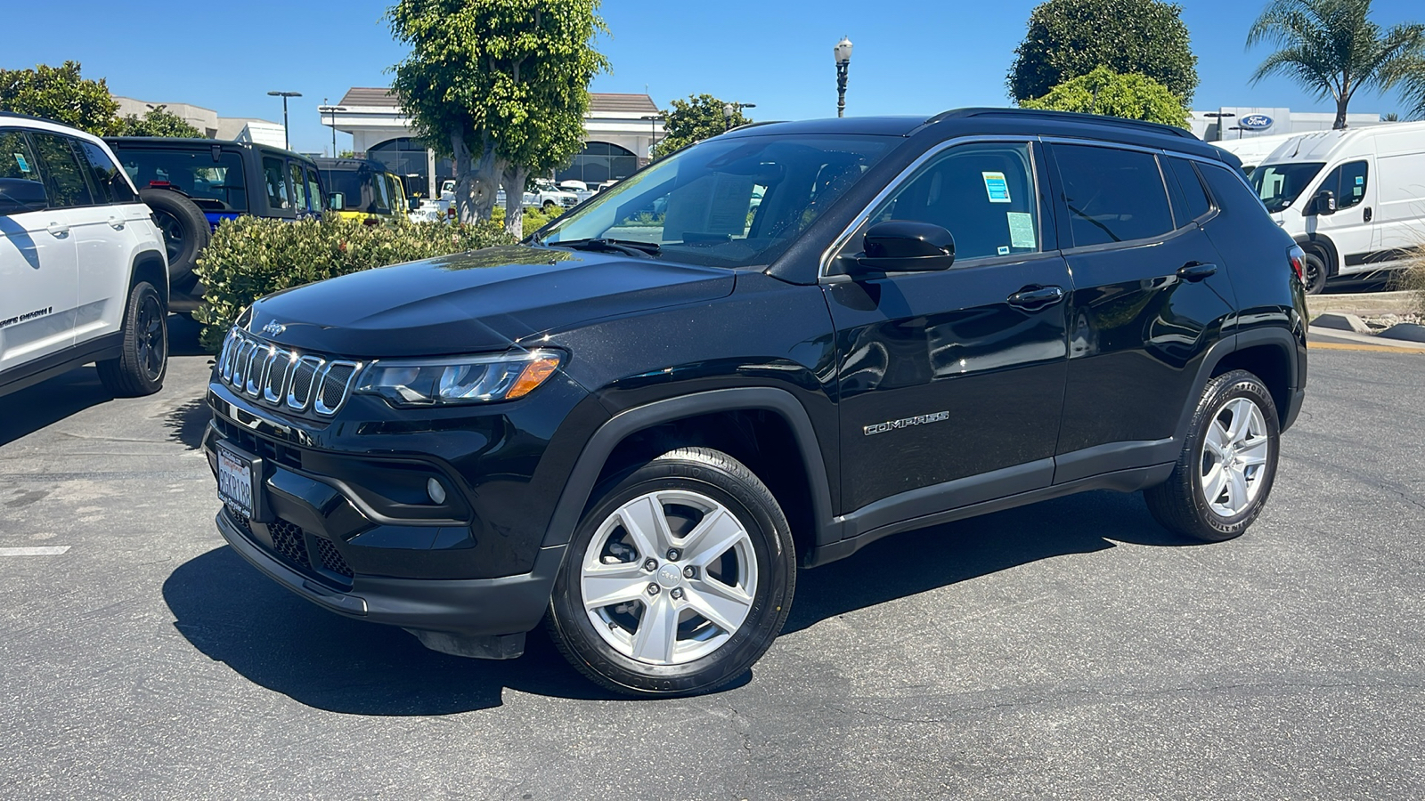 2022 Jeep Compass Latitude 1