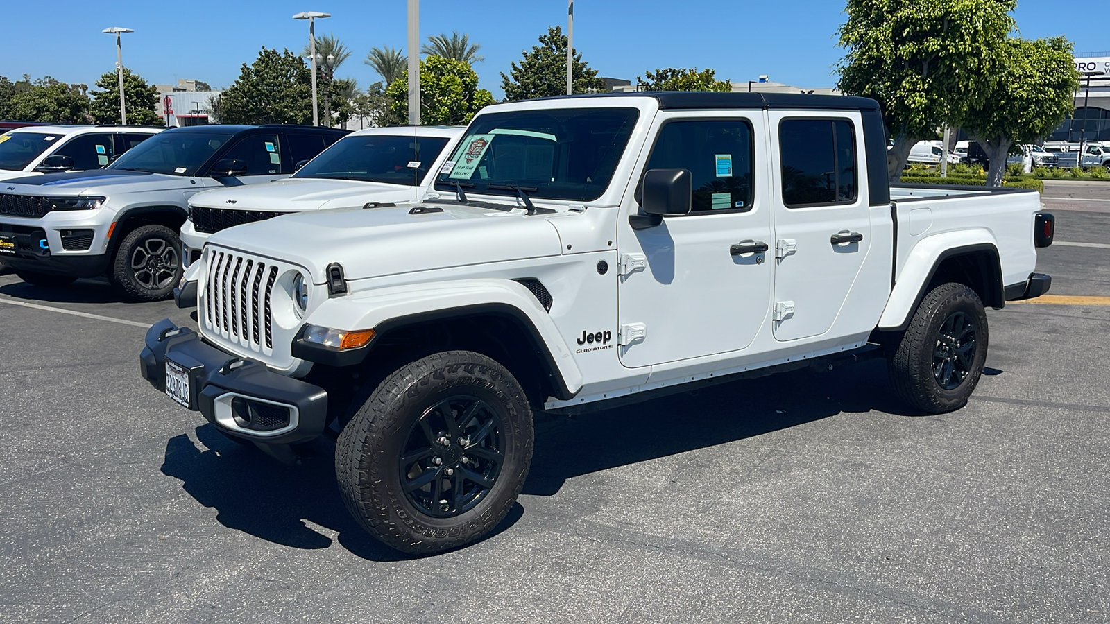 2023 Jeep Gladiator Sport S 2