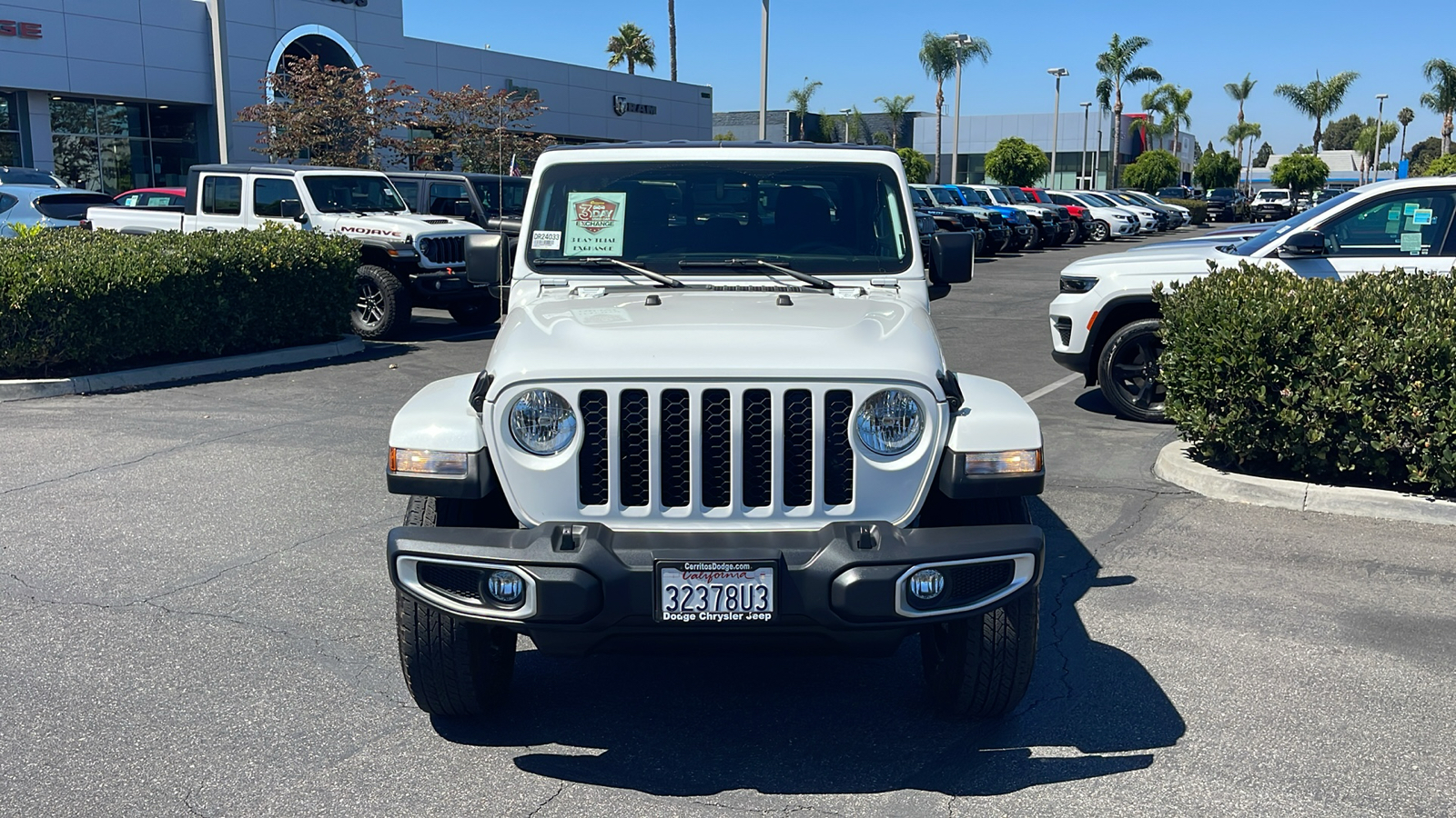 2023 Jeep Gladiator Sport S 9