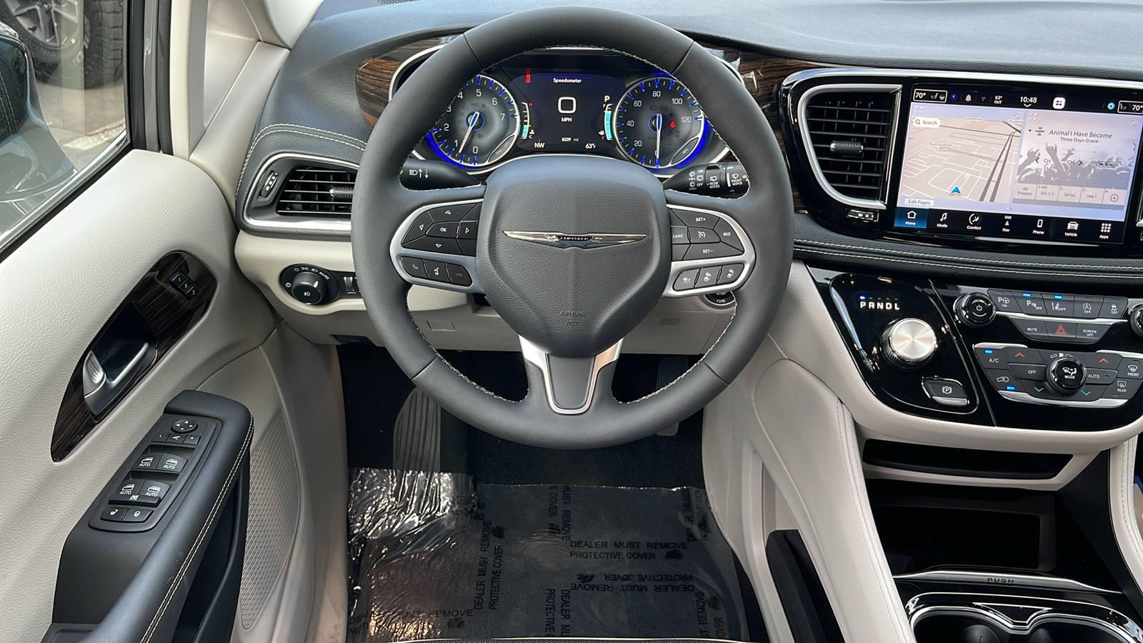 2023 Chrysler Pacifica Limited 12