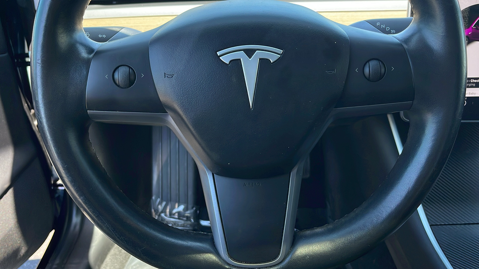 2019 Tesla Model 3 Mid Range 17