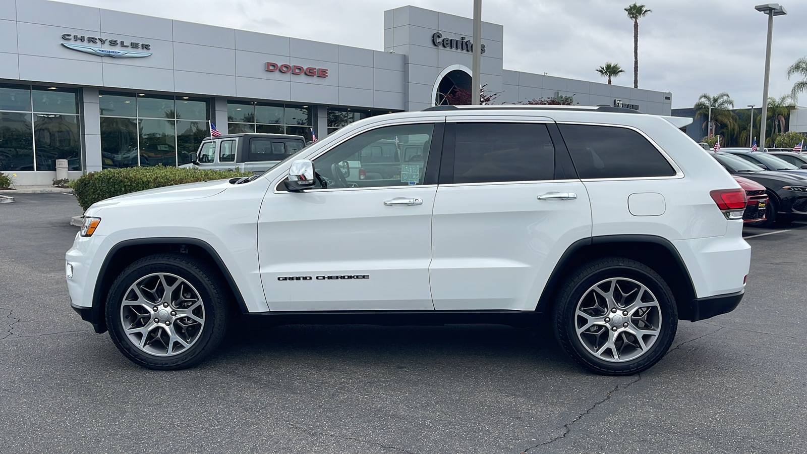 2021 Jeep Grand Cherokee Limited 3