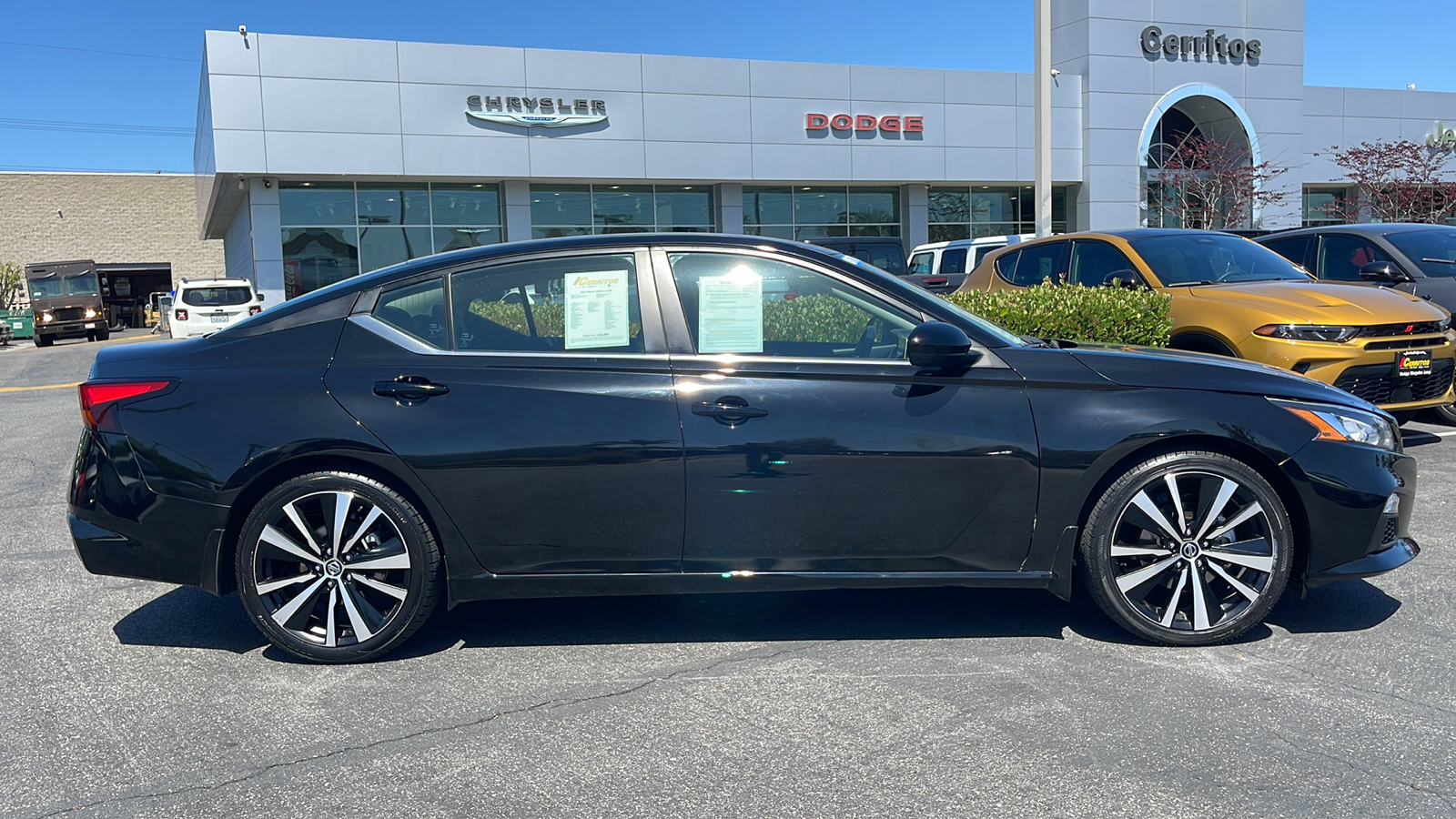 2021 Nissan Altima 2.5 SR 7