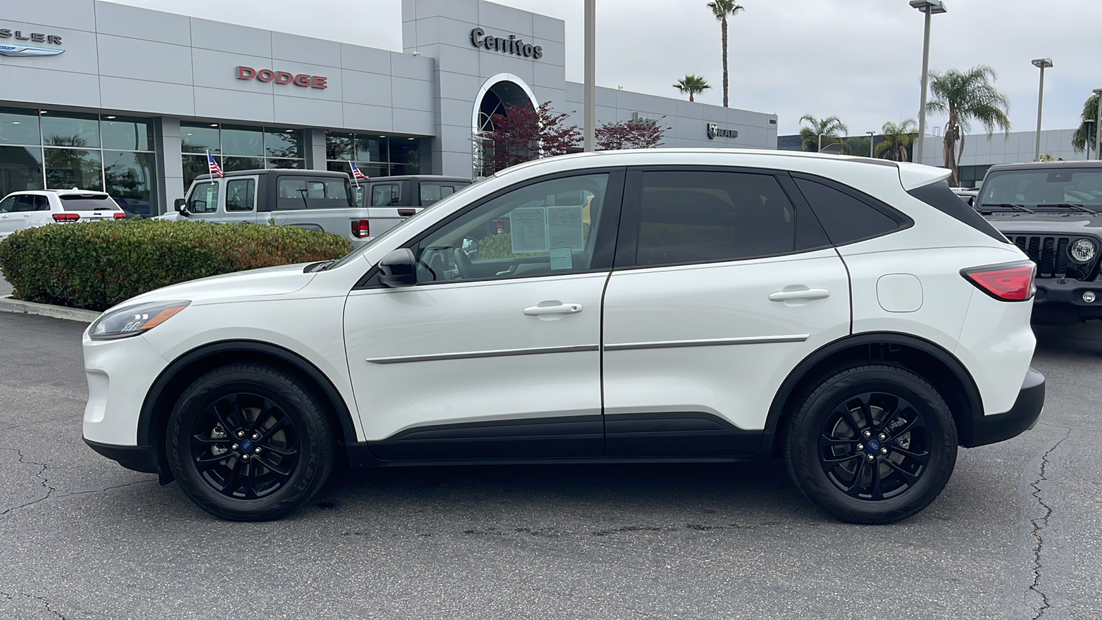 2020 Ford Escape SE Sport Hybrid 3