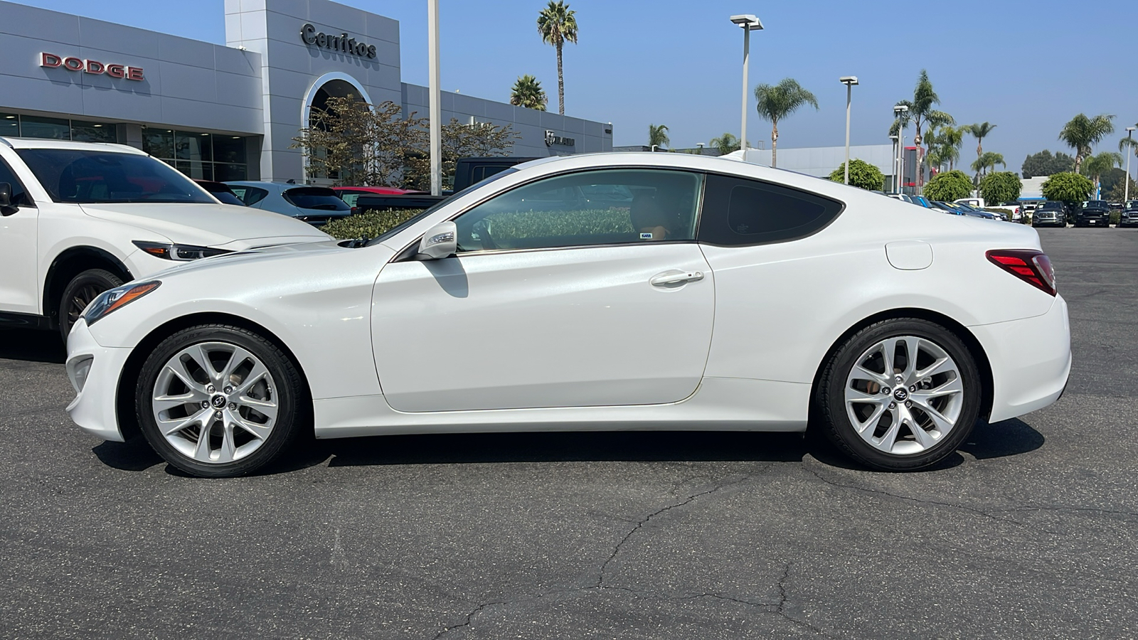 2013 Hyundai Genesis 3.8 Grand Touring 3