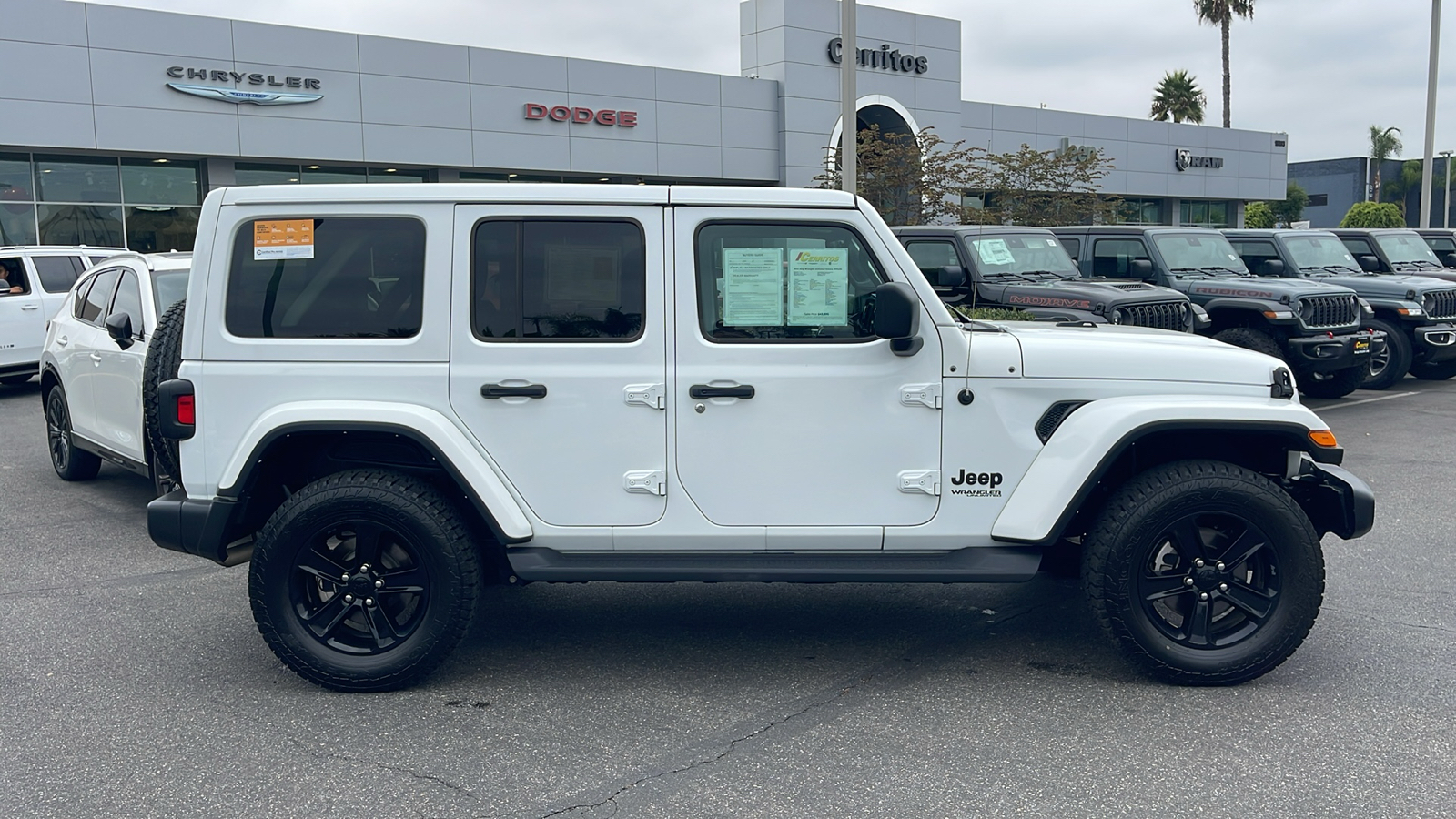 2022 Jeep Wrangler Unlimited Sahara Altitude 7