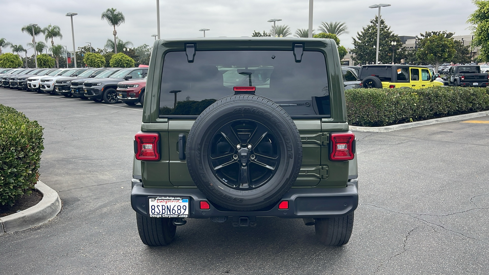 2020 Jeep Wrangler Unlimited Sahara Altitude 5