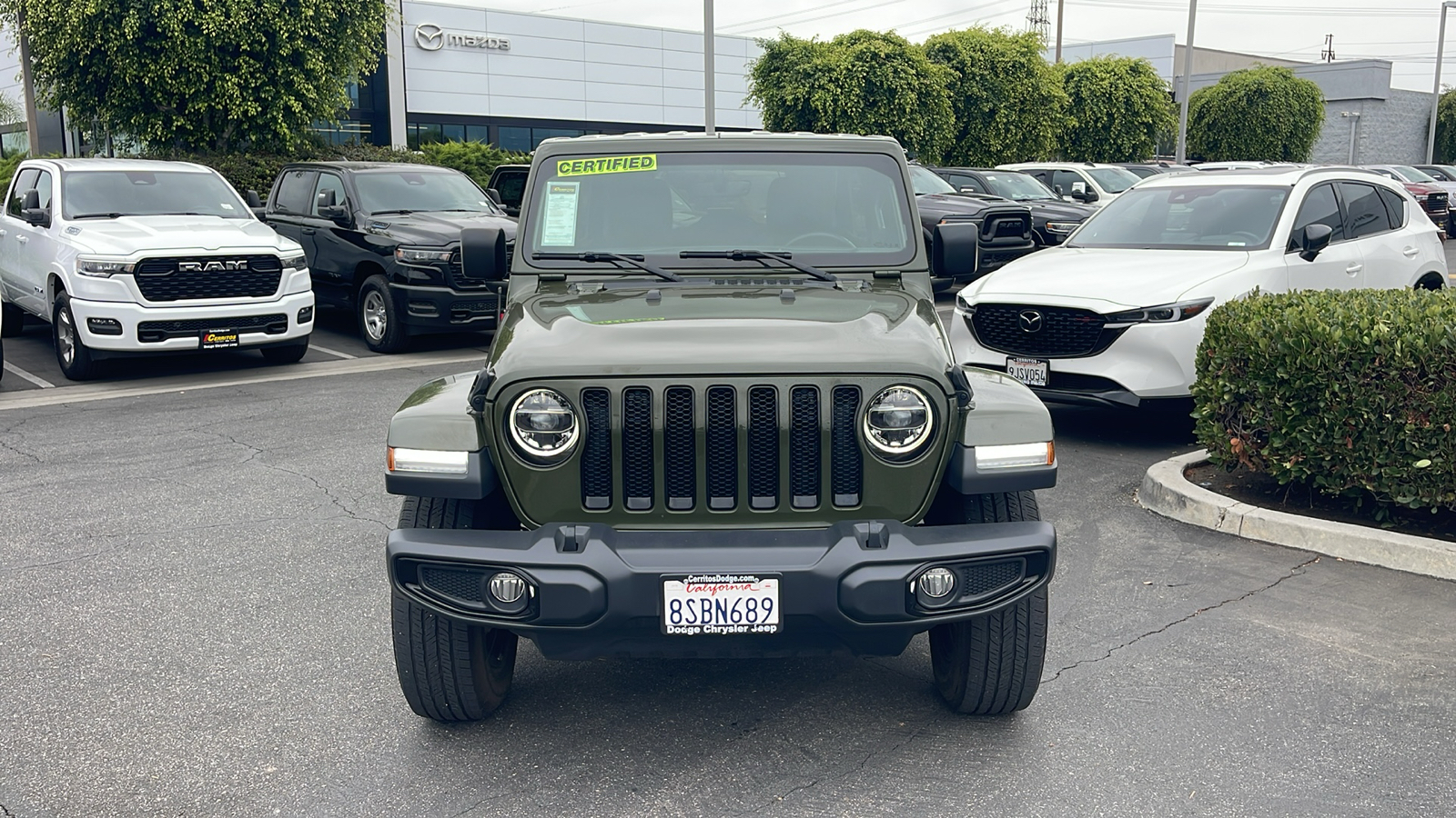 2020 Jeep Wrangler Unlimited Sahara Altitude 9