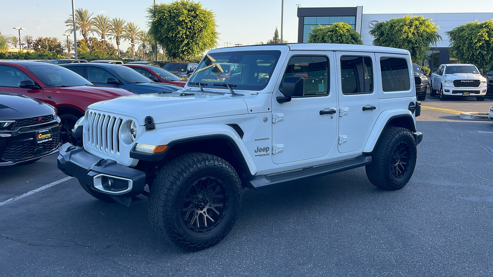 2020 Jeep Wrangler Unlimited Sahara 2