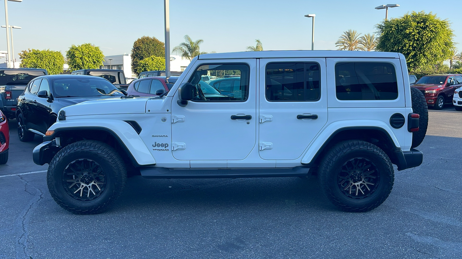 2020 Jeep Wrangler Unlimited Sahara 3