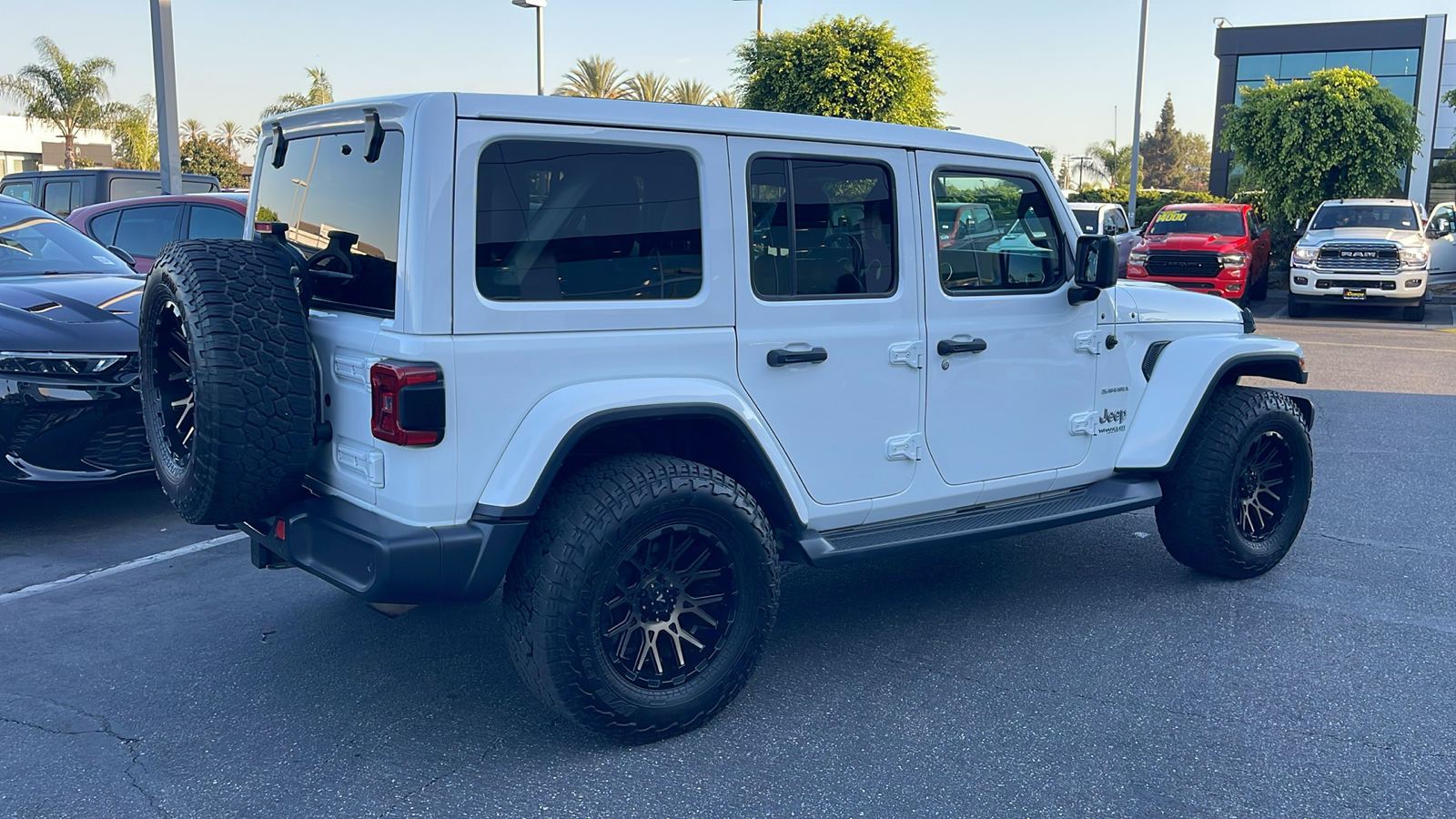 2020 Jeep Wrangler Unlimited Sahara 6