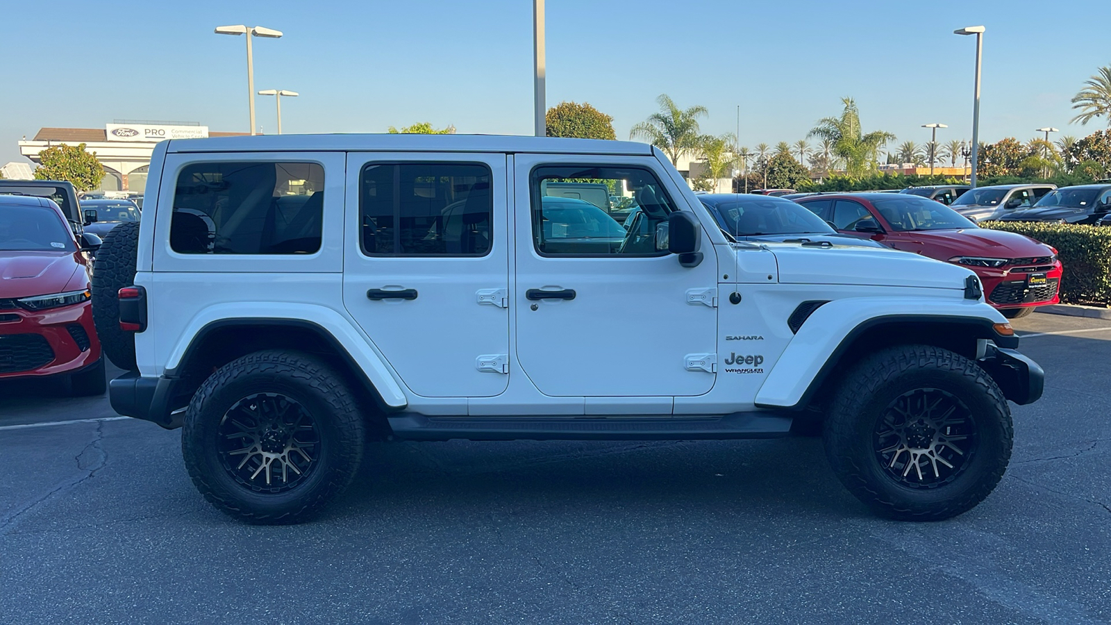 2020 Jeep Wrangler Unlimited Sahara 7