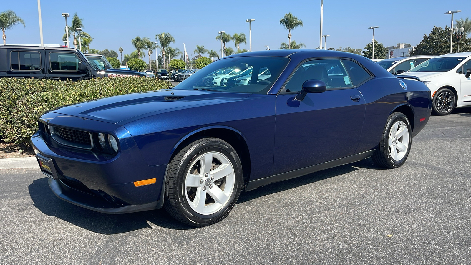 2013 Dodge Challenger SXT 2