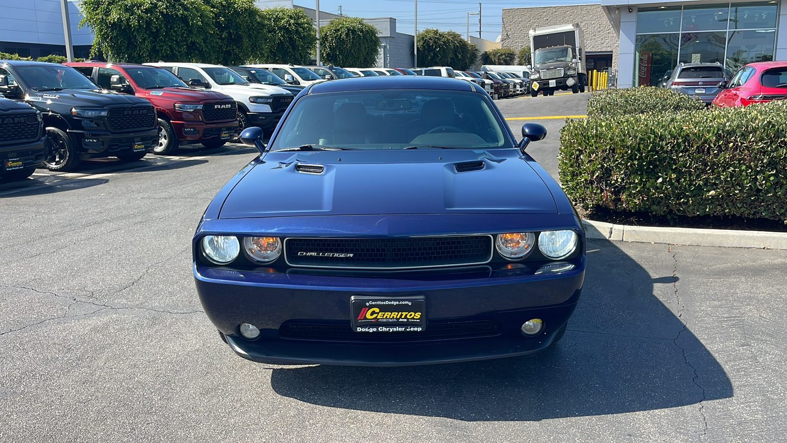 2013 Dodge Challenger SXT 9