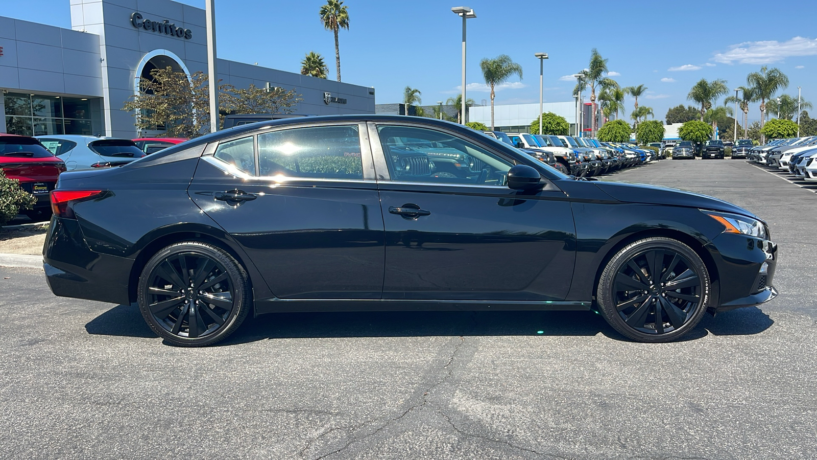 2021 Nissan Altima 2.5 SR 7