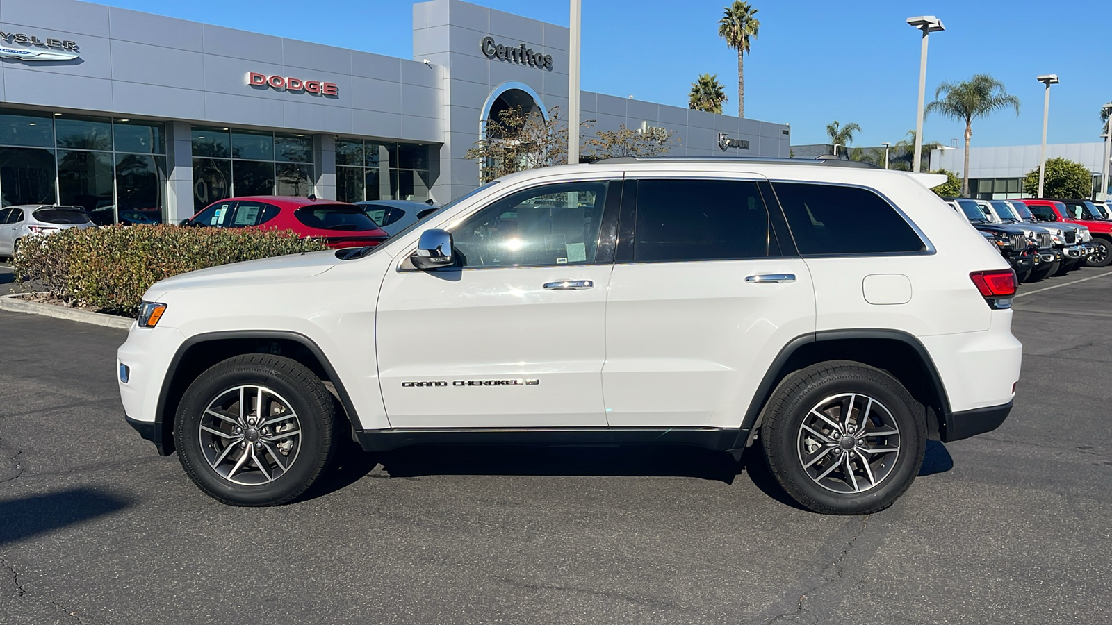 2022 Jeep Grand Cherokee WK Limited 3