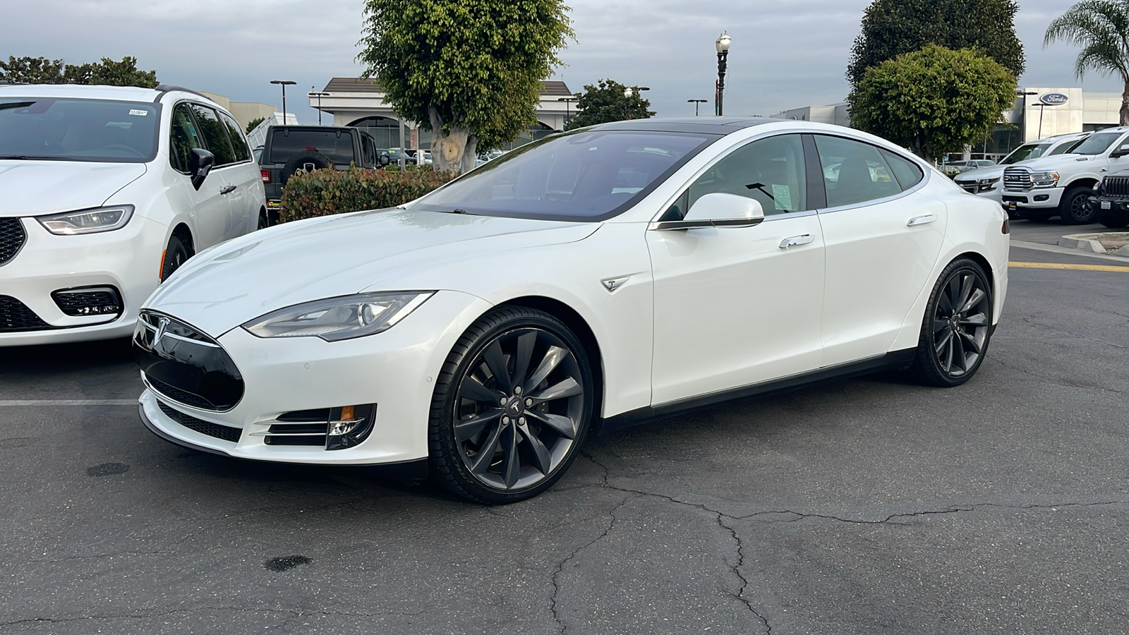 2016 Tesla Model S 90D 2