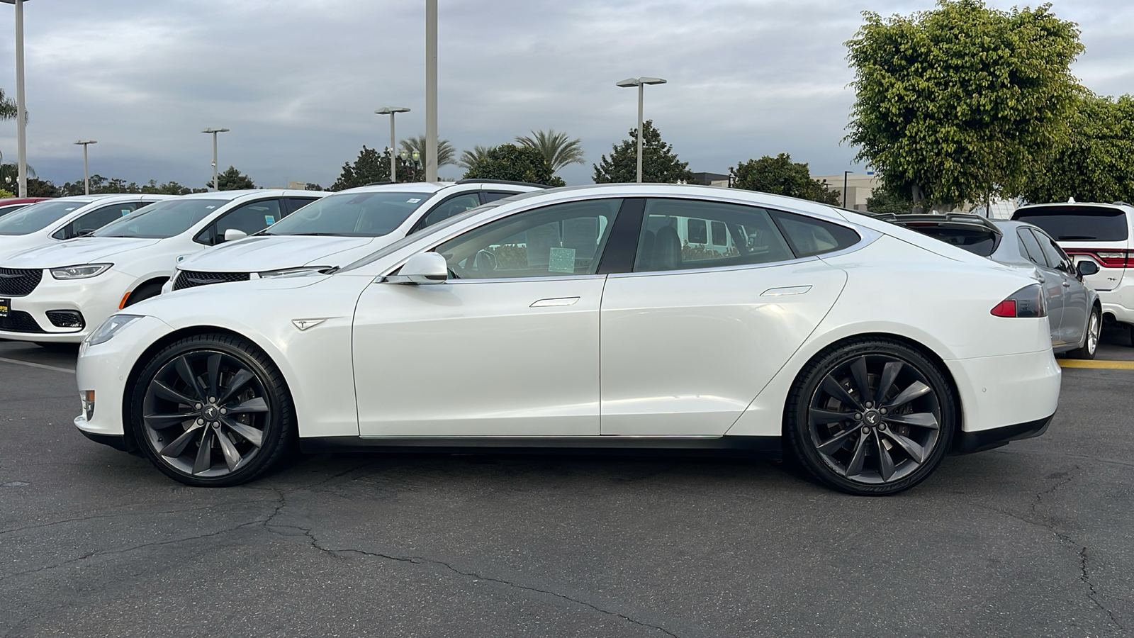 2016 Tesla Model S 90D 3