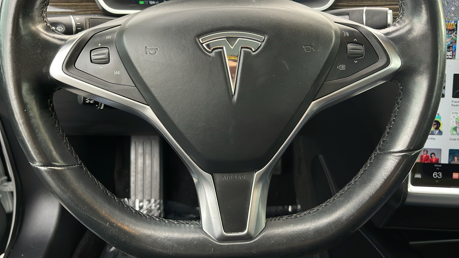 2016 Tesla Model S 90D 17