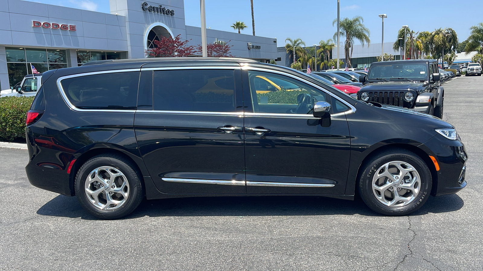 2022 Chrysler Pacifica Limited 7