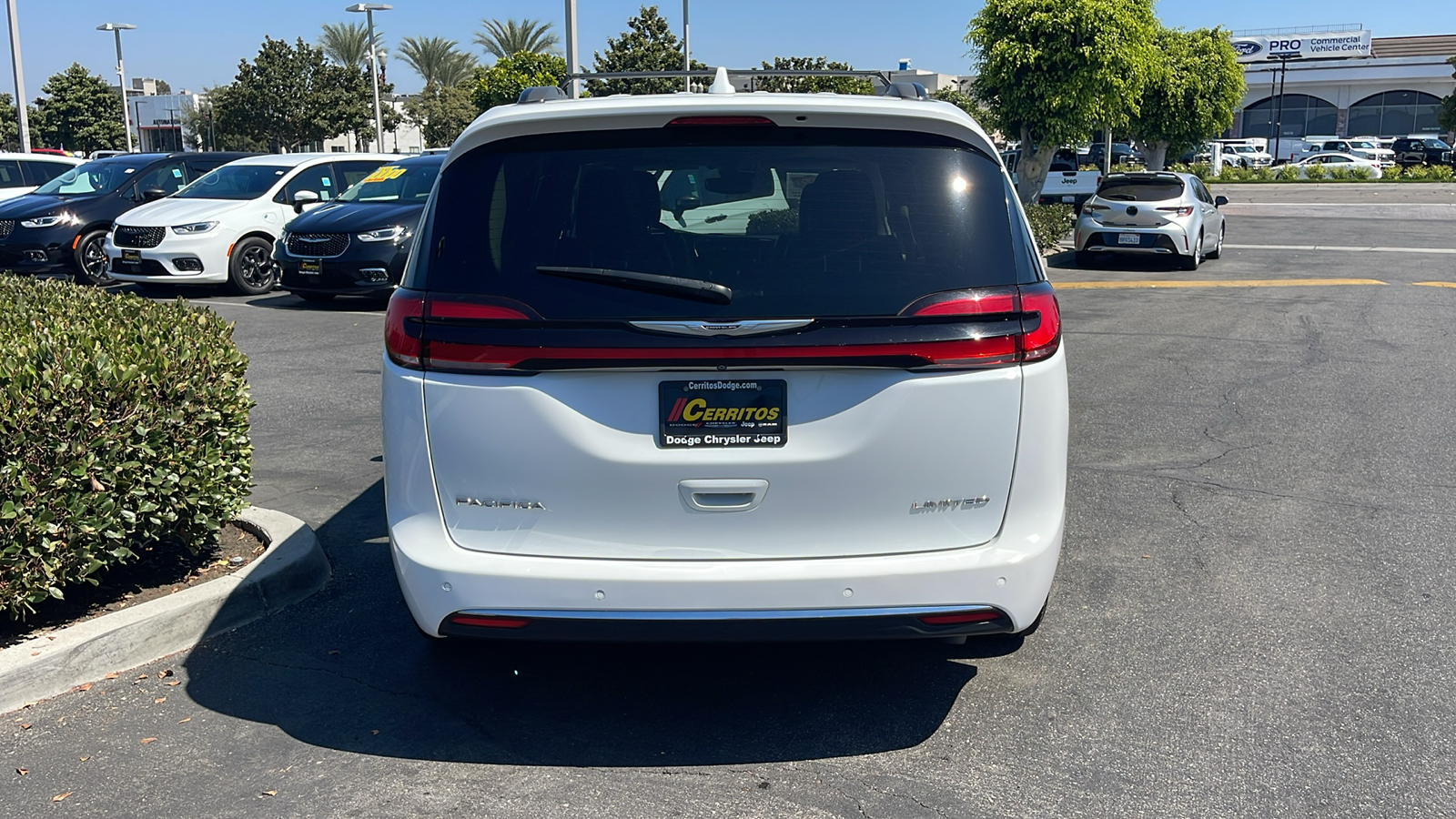 2022 Chrysler Pacifica Limited 5