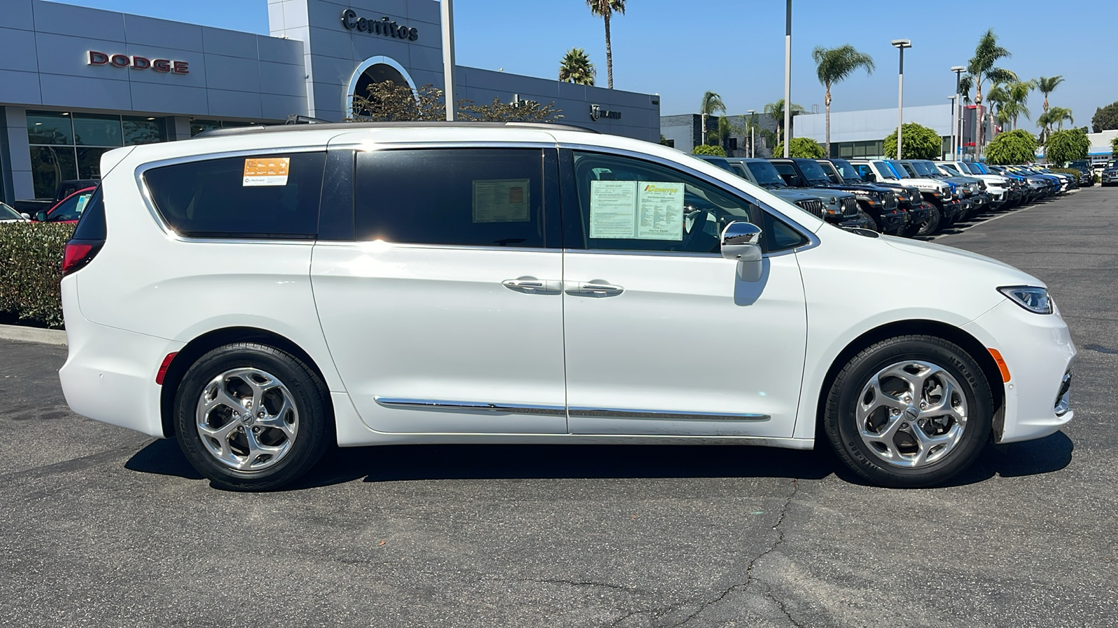 2022 Chrysler Pacifica Limited 7