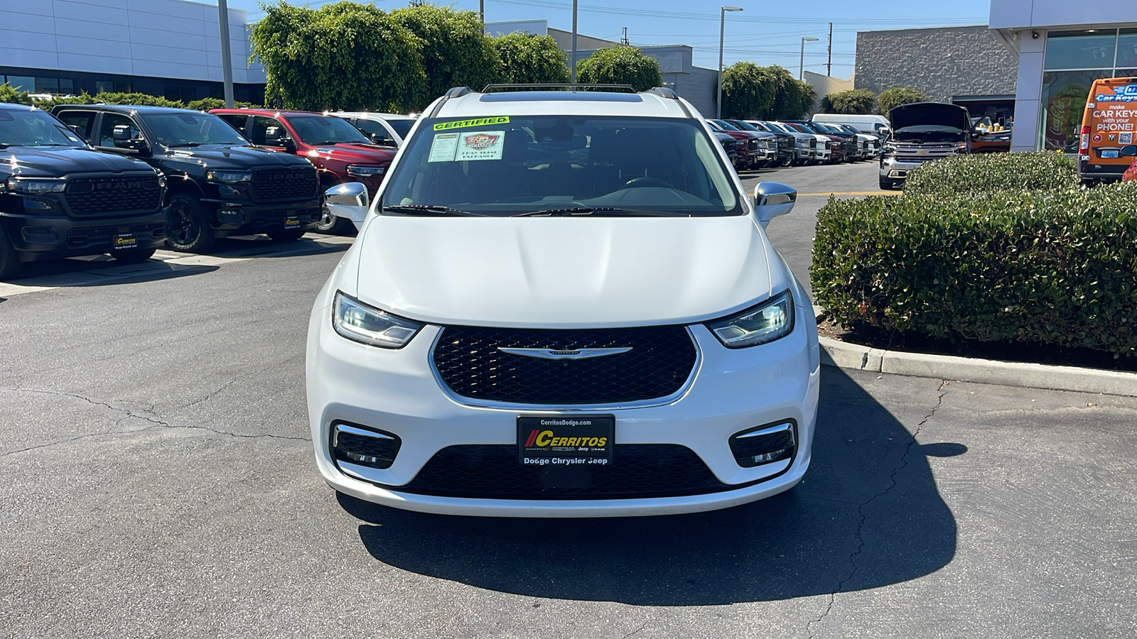 2022 Chrysler Pacifica Limited 9