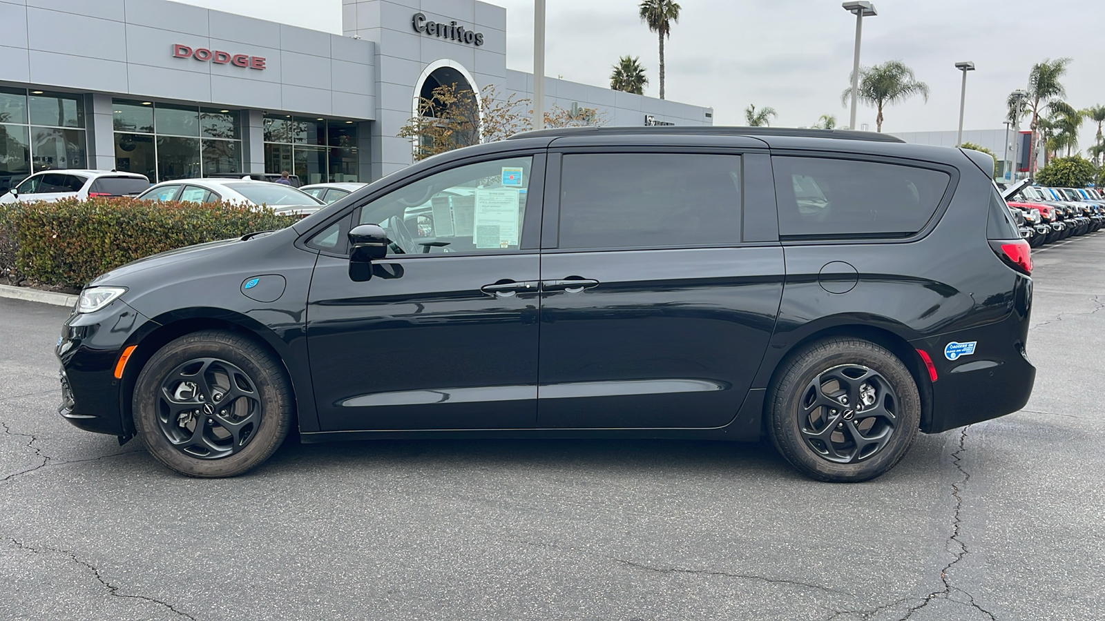 2021 Chrysler Pacifica Hybrid Touring L 3