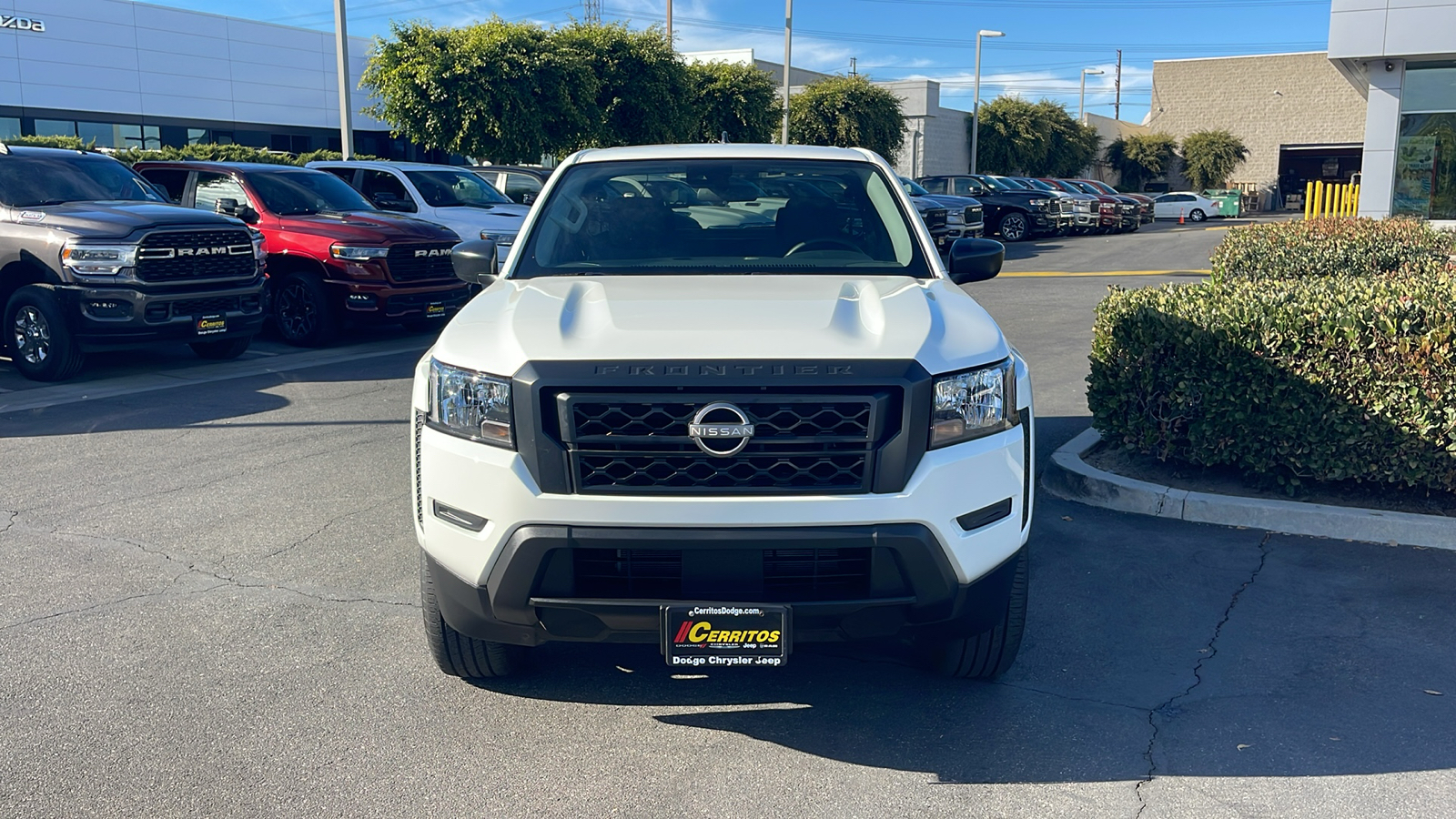 2024 Nissan Frontier S 9